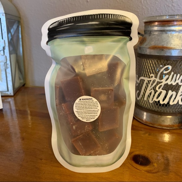 Scentsy Warmer & Scent Melts Bundle - Picture 6 of 8